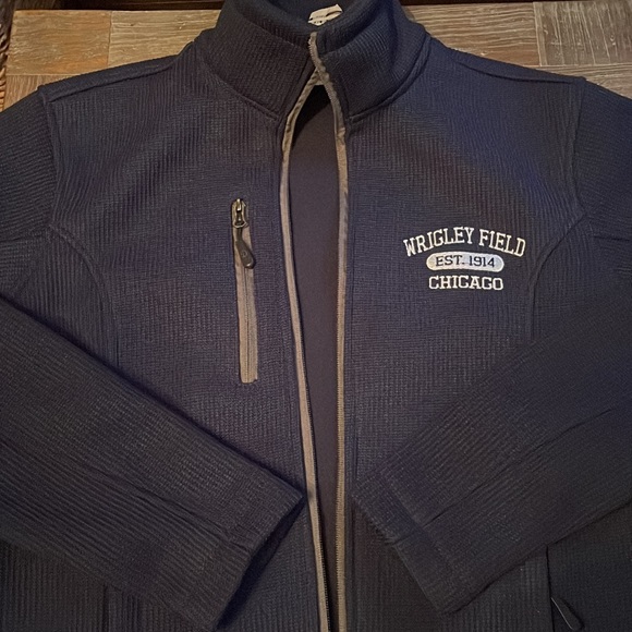 Wrigley Field Full Zip Performance Fleece🖤 - Picture 5 of 13